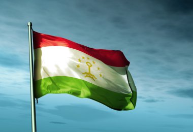 Tacikistan bayrağı sallayarak üzerinde Rüzgar