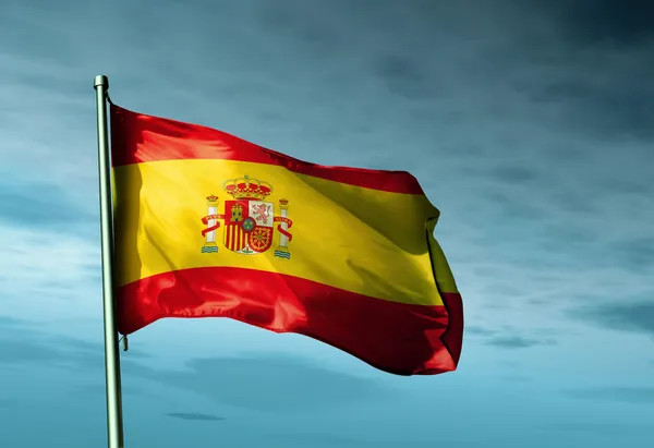 Drapelul Spaniei flutură seara — Fotografie, imagine de stoc