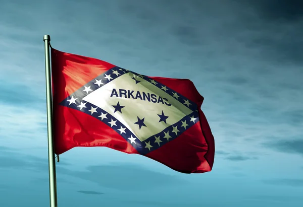 Rüzgarda sallayarak arkansas (ABD) bayrağı — Stok fotoğraf