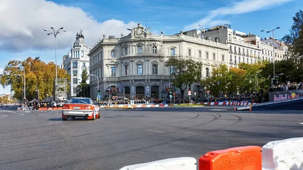 Madrid Espagne 2021 Exposition Pilote Carlos Sainz Conduisant Une Toyota — Photo