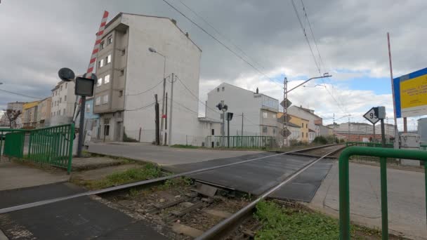 Monforte Lemos Lugo Španělsko 2022 Uzavření Železničního Přejezdu Vlakové Nádraží — Stock video