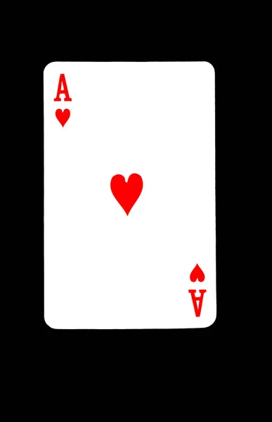 As de corazones jugando a las cartas sobre fondo negro —  Fotos de Stock