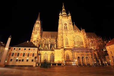 Gotik st. vitus Katedrali üzerinde gece, Çek Cumhuriyeti Prag Kalesi