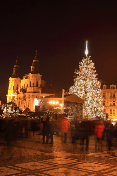 Karácsonyi hangulat, az Óváros téren, Prága, Cseh Köztársaság — Stock Fotó