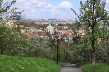 sonbahar Prag şehir üzerinde Nehri vltava, Çek Cumhuriyeti