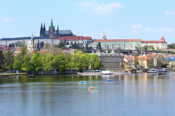 Autumn Prague City above River Vltava, Czech Republic — Stock Photo, Image