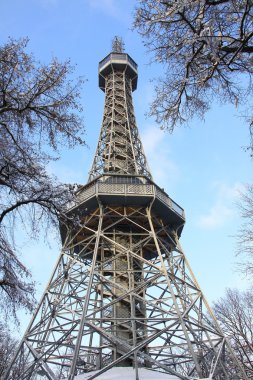 Prag karlı watch tower hill petrin üzerinde