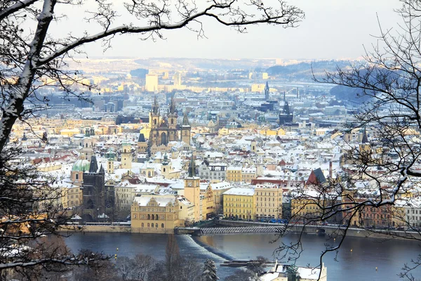 Romantic View on the snowy Prague City in the sunny Day, Czech Republic — стоковое фото
