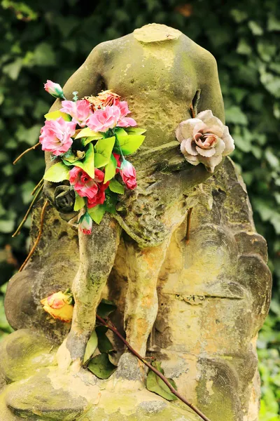 Stone Sculpture of the Man from the old Prague Cemetery, Czech Republic — Stock Photo, Image