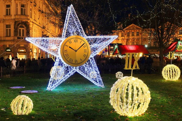 Humor de Natal na Praça da Cidade Velha, Praga, República Checa — Fotografia de Stock