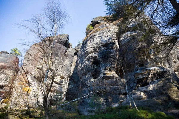 Hermoso Paisaje Otoñal Las Montañas Arenisca Norte Bohemia Tisa Rocks — Foto de Stock