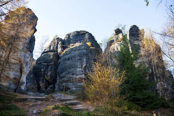 北ボヘミアの砂岩山脈の美しい秋の風景 ティサ岩 チェコ共和国 — ストック写真