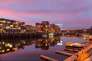 Prag Bölgesi Holesovice, Çek Cumhuriyeti 'nin Prag' ın en havalı bölgesi.