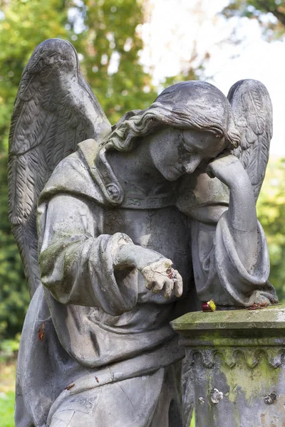 Statua Storica Sul Vecchio Cimitero Praga Repubblica Ceca — Foto Stock