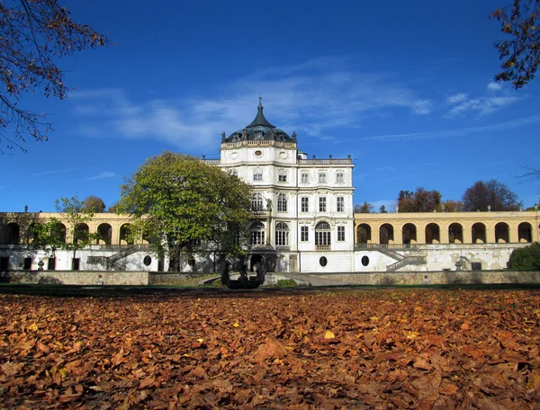 Schloss Ploskovice — Stockfoto