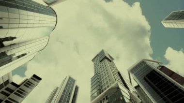 gökdelen gökyüzü arka plan üzerinde.