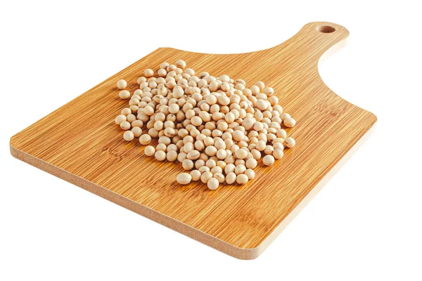 Several Soybeans Wooden Cutting Board White Background Clipping Path — 스톡 사진