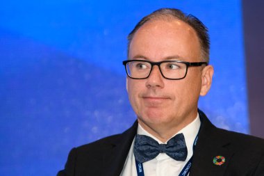 Avrupa Bölgeleri Meclisi Başkanı Magnus Berntsson 30. ECONOMIC Forumu sırasında 8 Eylül 2021 'de Polonya' nın Karpacz kentinde. Yüksek kalite fotoğraf