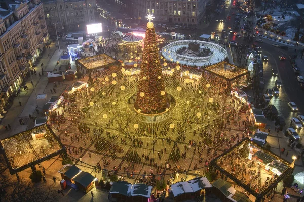 Luftaufnahme Des Weihnachtsbaums Auf Dem Sofiyska Platz Zentrum Von Kiew — Stockfoto
