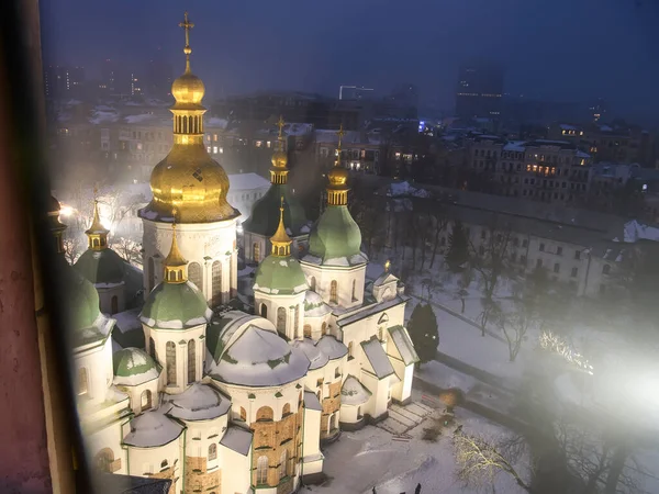 Evening winter view to the famous Saint Sophia Cathedral in Kyiv, Ukraine. January 2021 — Stock Photo, Image