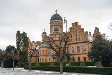 Chernivtsi Ulusal Üniversitesi 'nin Chernivtsi, Ukrayna' daki Üç Azizin Ortodoks Kilisesi
