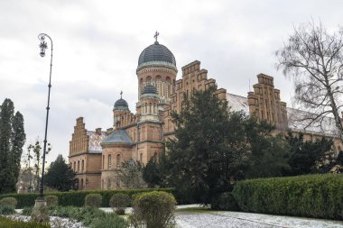 Chernivtsi Ulusal Üniversitesi 'nin Chernivtsi, Ukrayna' daki Üç Azizin Ortodoks Kilisesi