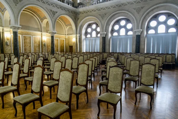 Wielkie Luksusowe Wnętrze Chernivtsi National University Dawnej Rezydencji Metropolii Bukowina — Zdjęcie stockowe