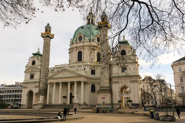 Uitzicht Beroemde Barokke Karlskirche Wenen Oostenrijk Januari 2022 Hoge Kwaliteit — Stockfoto