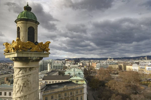 Águias Douradas Torre Karlskirche Vista Panorâmica Viena Igreja São Carlos — Fotografia de Stock