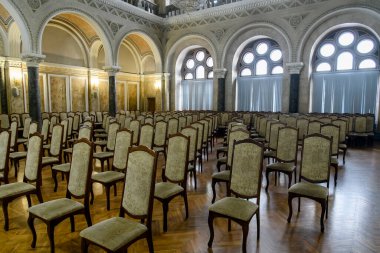 Chernivtsi Üniversitesi, Bukovinian ve Dalmaçya Metropolitanları 'nın eski konutu. Chernivtsi, Ukrayna