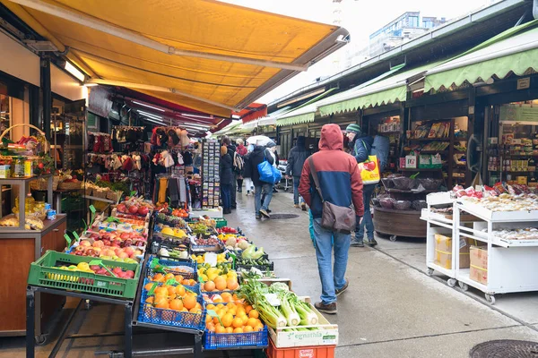 Vitrinen Mit Lebensmitteln Auf Dem Naschmarkt Dem Beliebtesten Markt Wien — Stockfoto