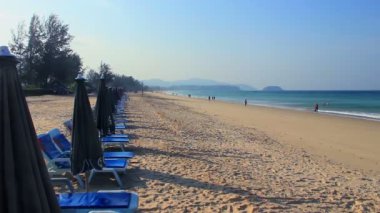 güzel ve ünlü karon beach phuket Adası.
