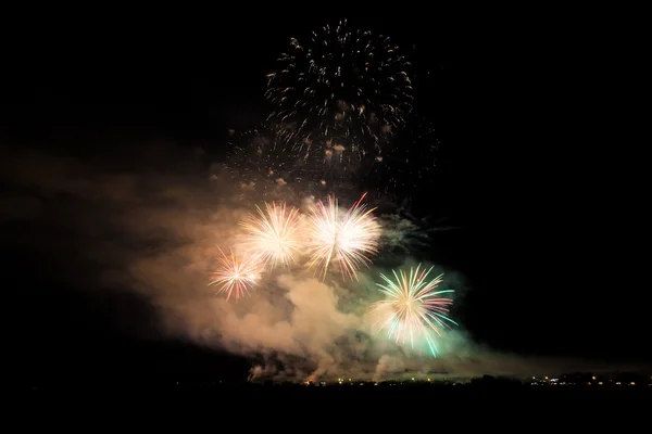 Colorful fireworks over night sky — Stock Photo, Image