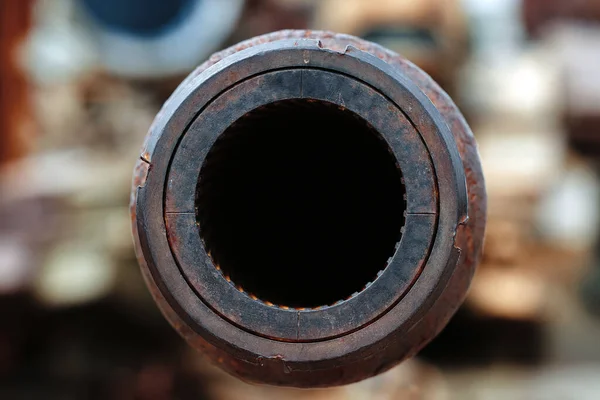 Ένα Μεγάλο Όπλο Ραβδωτό Όπλο Του Τανκ Κοντινό Πλάνο Ενός — Φωτογραφία Αρχείου