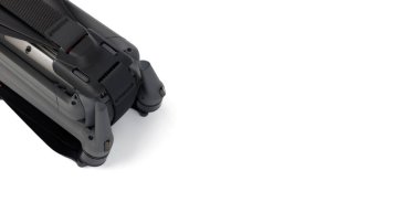 Yeni DJI Mavic 3 İHA 'sı paketleri açarken beyaz arka planda. DJI dünya lideri geliştirici ve üreticisi. 17.12.2021, Rostov bölgesi, Rusya.