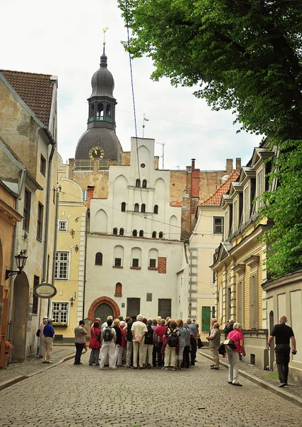 Tour in the center of Riga — Stock Photo, Image