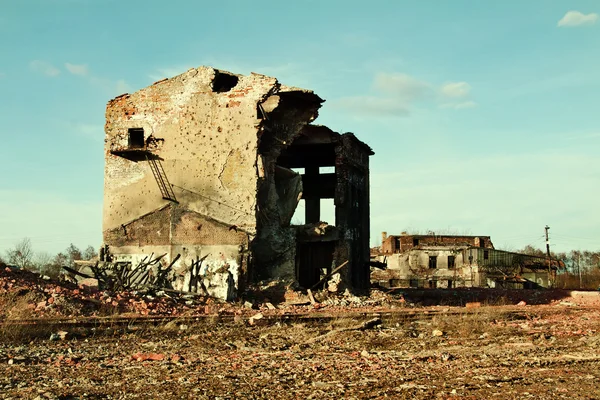 Vernietigde gebouw — Stockfoto