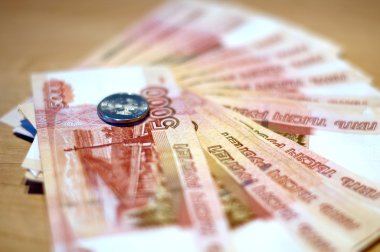 Beş bin Rus ruble