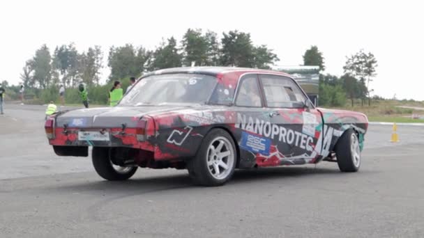 Drift Car Volga Gaz Nanoprotect Team Driver Unknown Oldcarland Exhibition — Stock Video