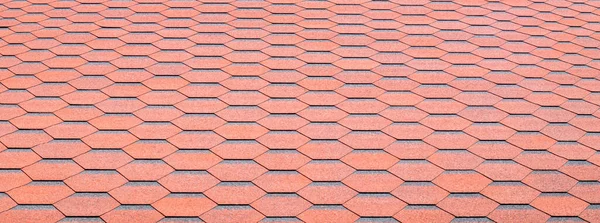 Kırmızı Kiremitli Yeni Çatı Evin Çatısındaki Fayanslar Çatı Imalatı Bakım — Stok fotoğraf