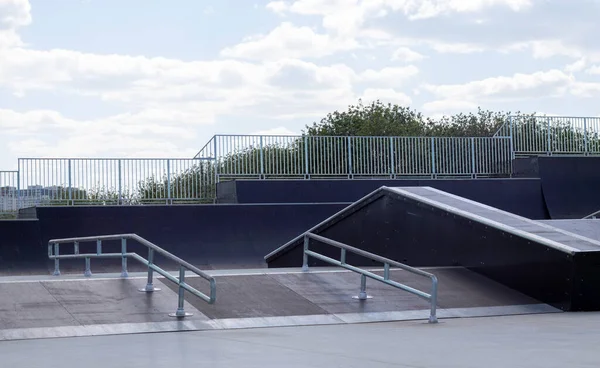 Skate Park Day Empty People Skating Park Skatepark Ramps — стоковое фото