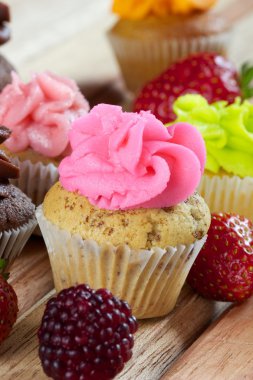 pembe çikolatalı kek