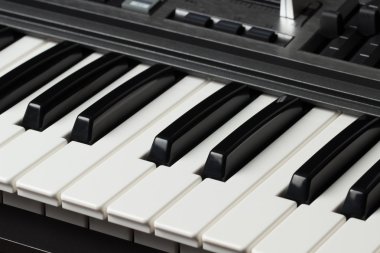 Elektronik piyano klavye
