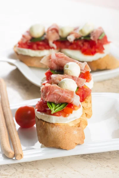 Prosciutto bruschetta