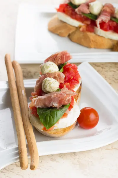 Prosciutto bruschetta