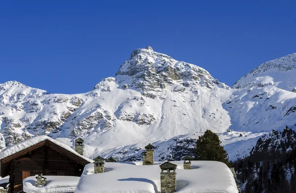 Cuneaz (Aosta Valley Italy) winter — Stock Photo, Image