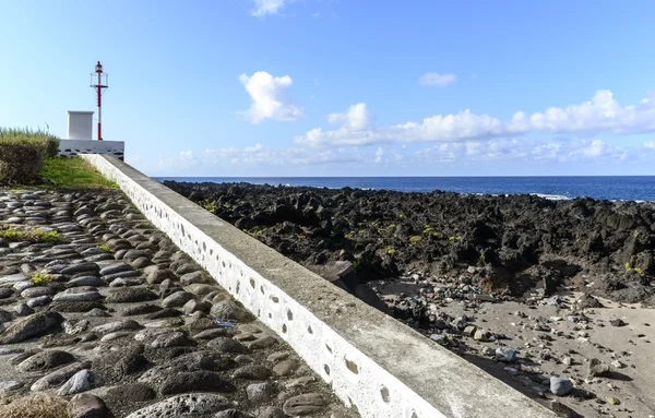 Små fyr i ponta do baixio, flores island, Azorerna archi — Stockfoto