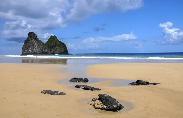 Morros gemeos, wyspa fernando de noronha, Brazylia — Zdjęcie stockowe