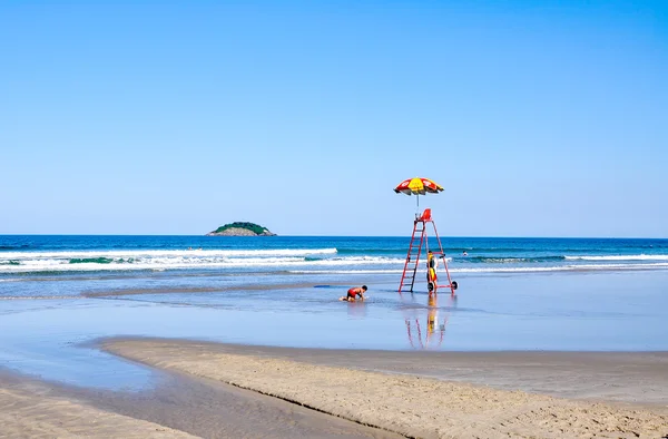 Praia de Bertioga (Brasil ) — Fotografia de Stock