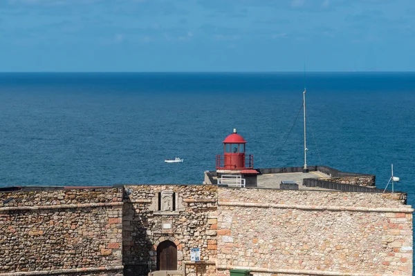 Farol em Forte do Morro, Nazare (Portugal ) — Fotografia de Stock